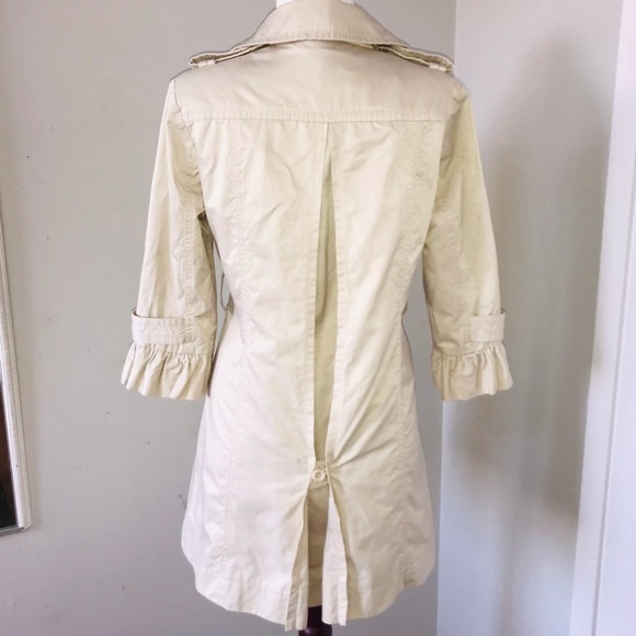 Ruffle 3/4 Sleeve Trench/Rain Coat - Picture 2 of 8